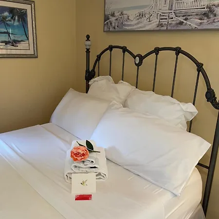 Cozy Room Near Airport & Highway